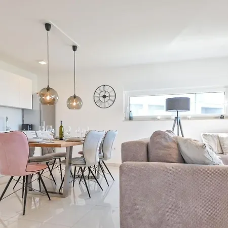 Apartman Modern Adora Malinska